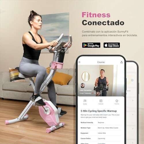 Mujer usando bicicleta de ejercicio con aplicación móvil.